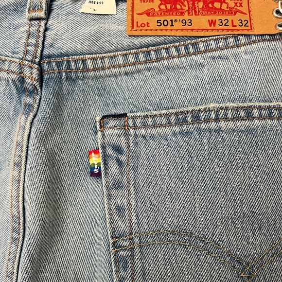 LEVI'S® PRIDE 501® '93 STRAIGHT FIT JEANS - Picture 8 of 9